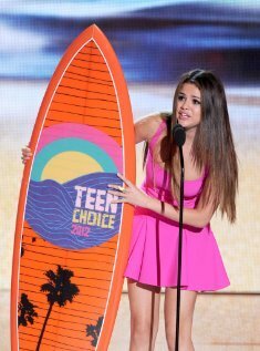 13-я ежегодная церемония вручения премии Teen Choice Awards 2012 mp4